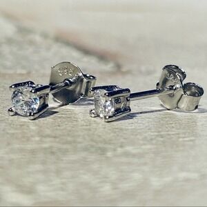NEW S925 Sterling Silver Cubic Zirconia Studs Post Princess Cut Solid Diamond